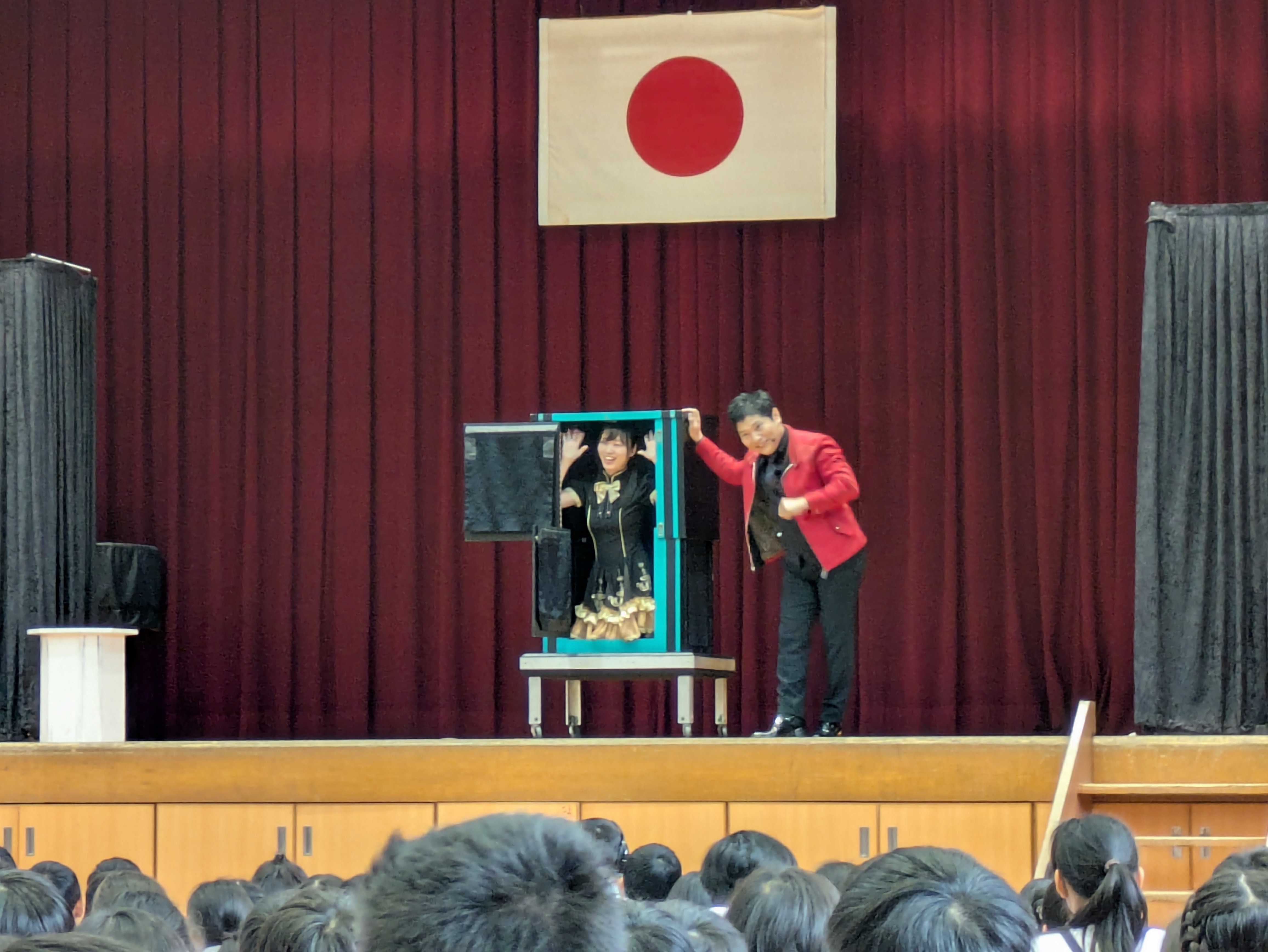 三志郎マジックショー