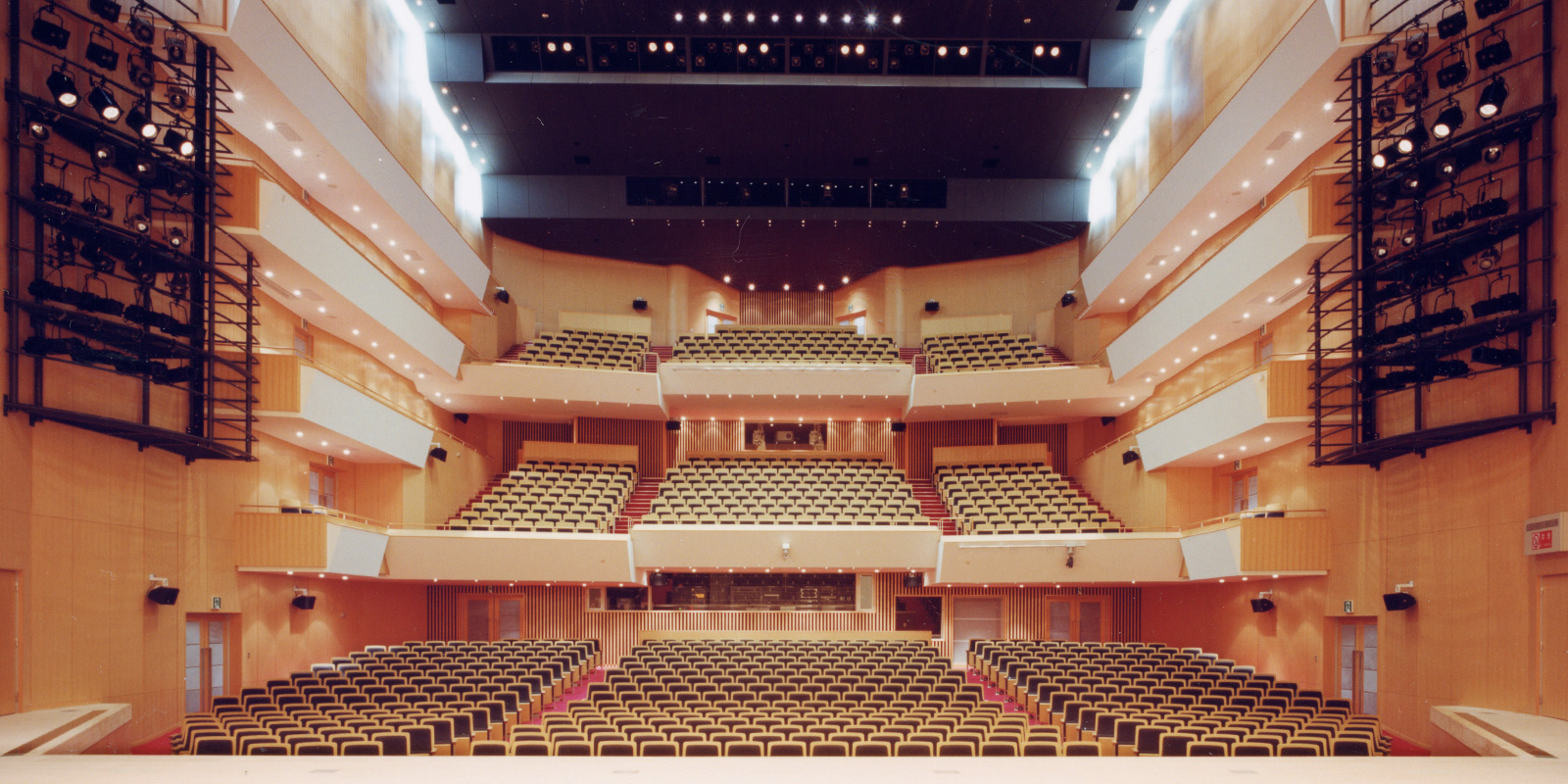 Kochi-City Culture Plaza CUL-PORT