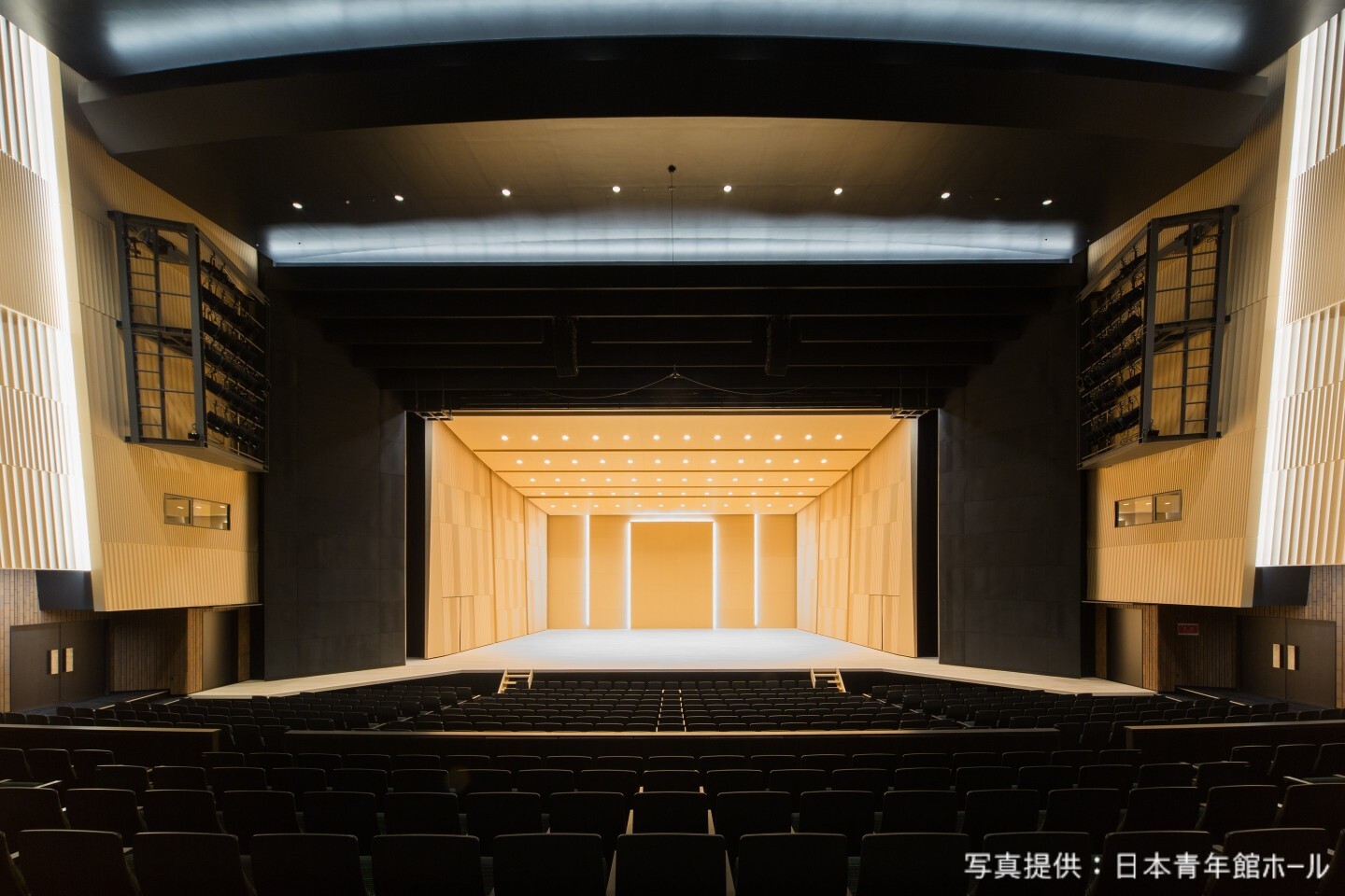 NIPPON SEINENKAN HALL