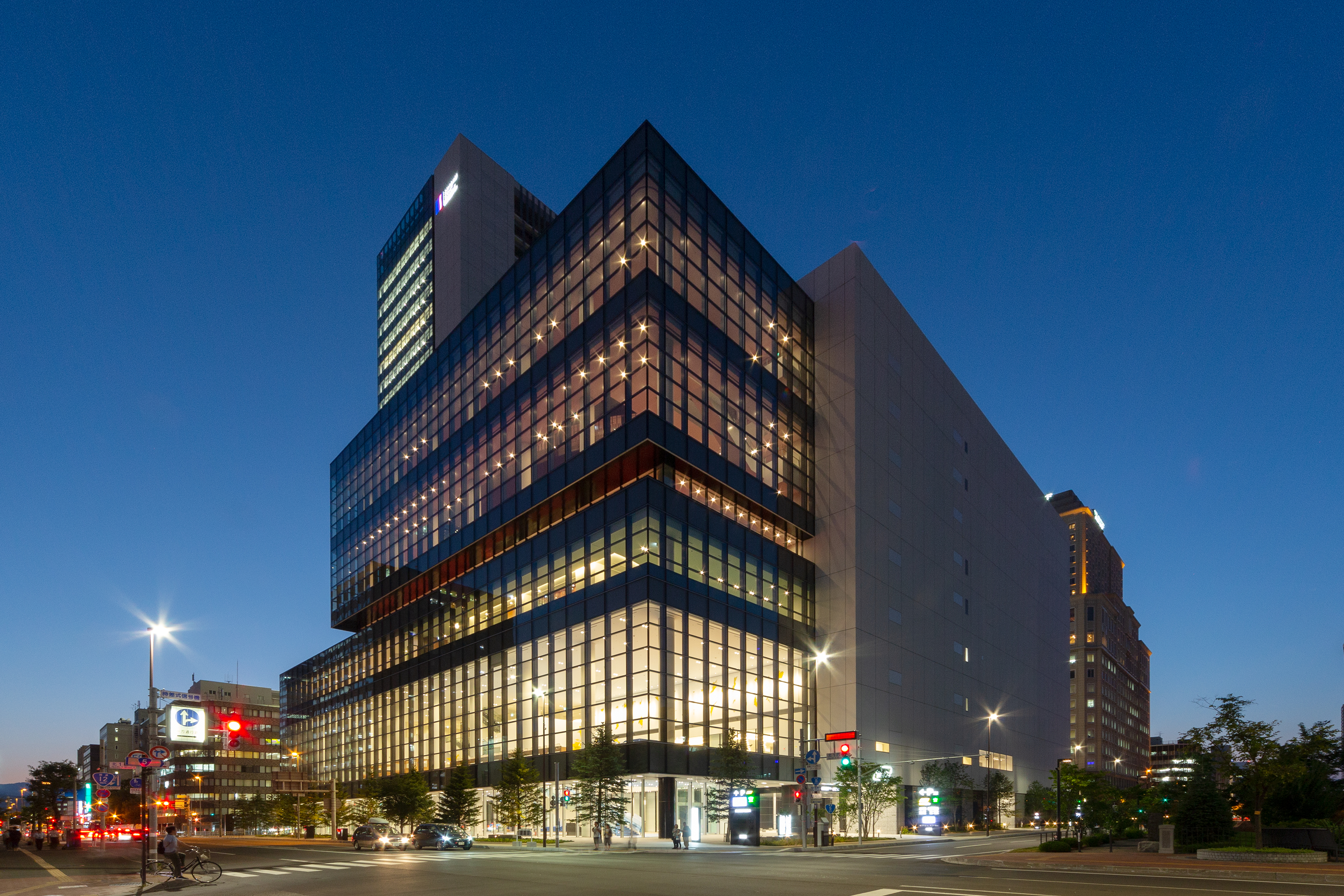 SAPPORO CULTURAL ARTS THEATER hitaru