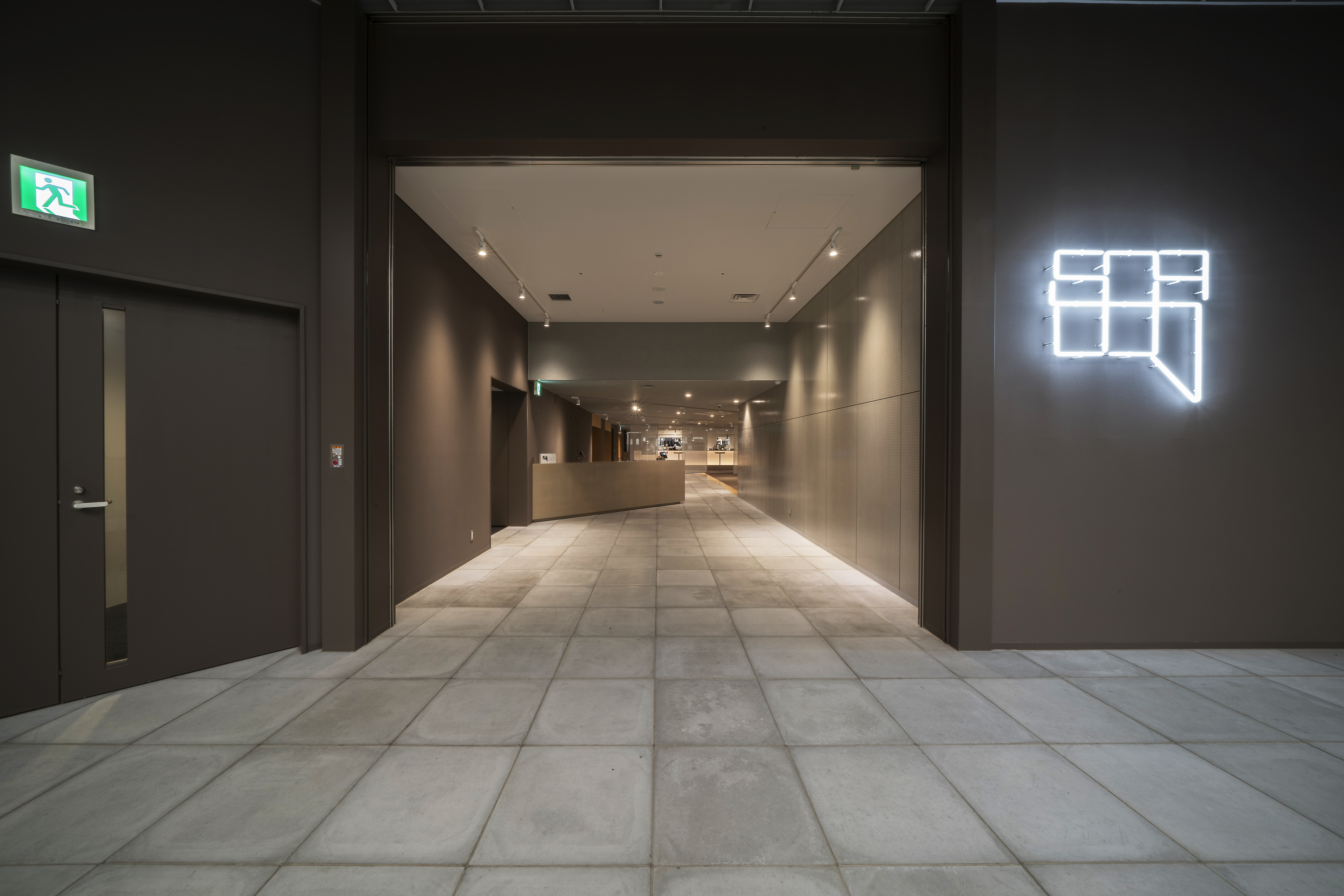 SHIBUYA QWS SCRAMBLE HALL