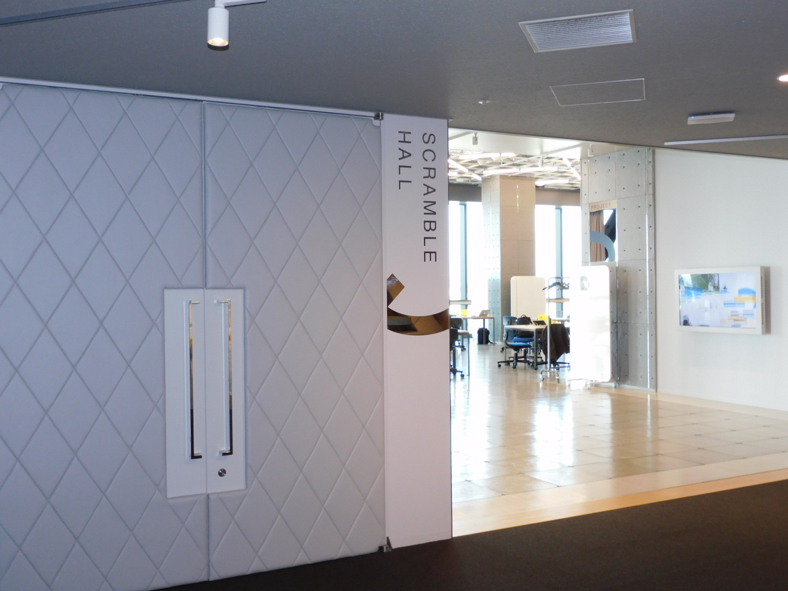 SHIBUYA QWS SCRAMBLE HALL