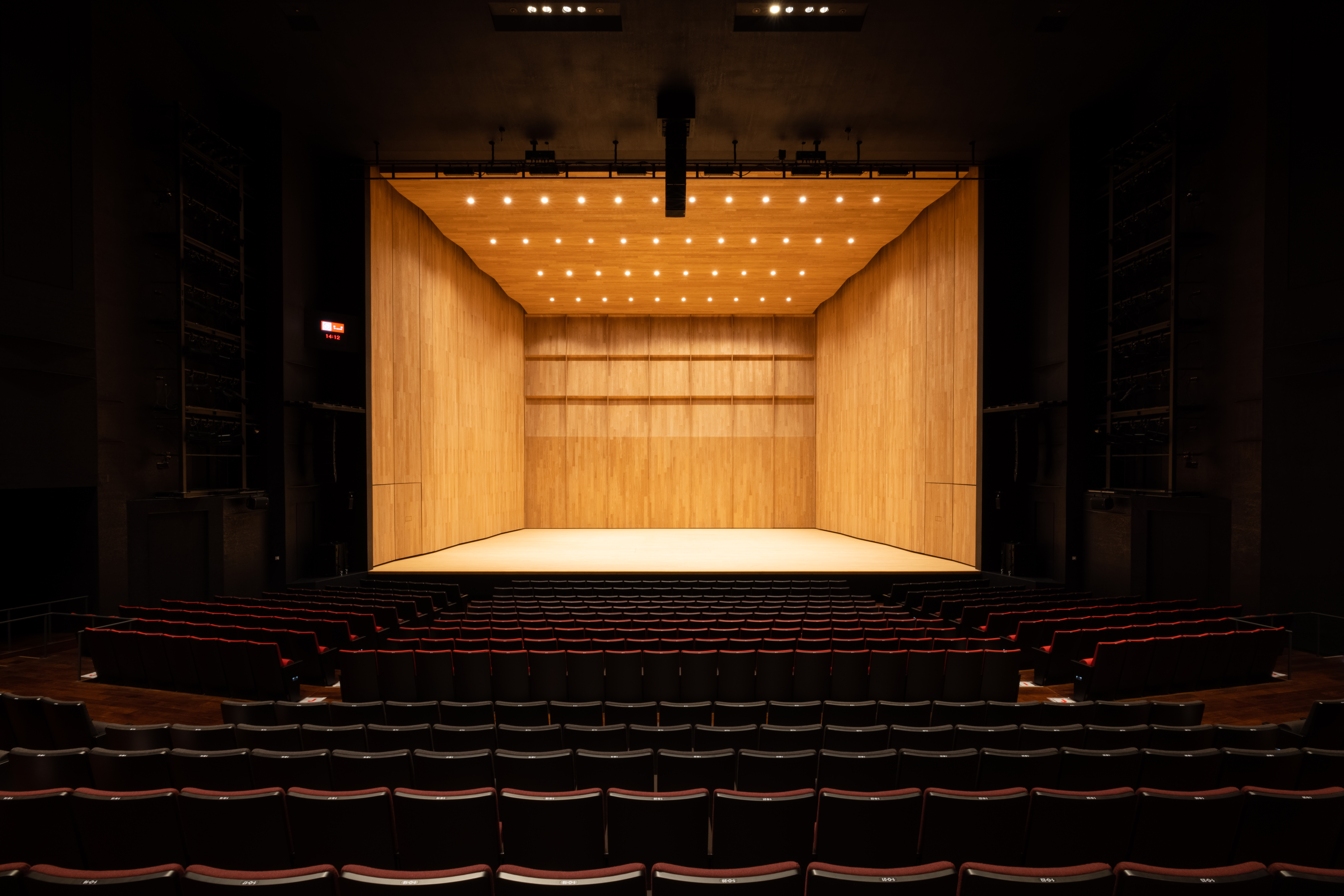 MARUHON makiart terrace