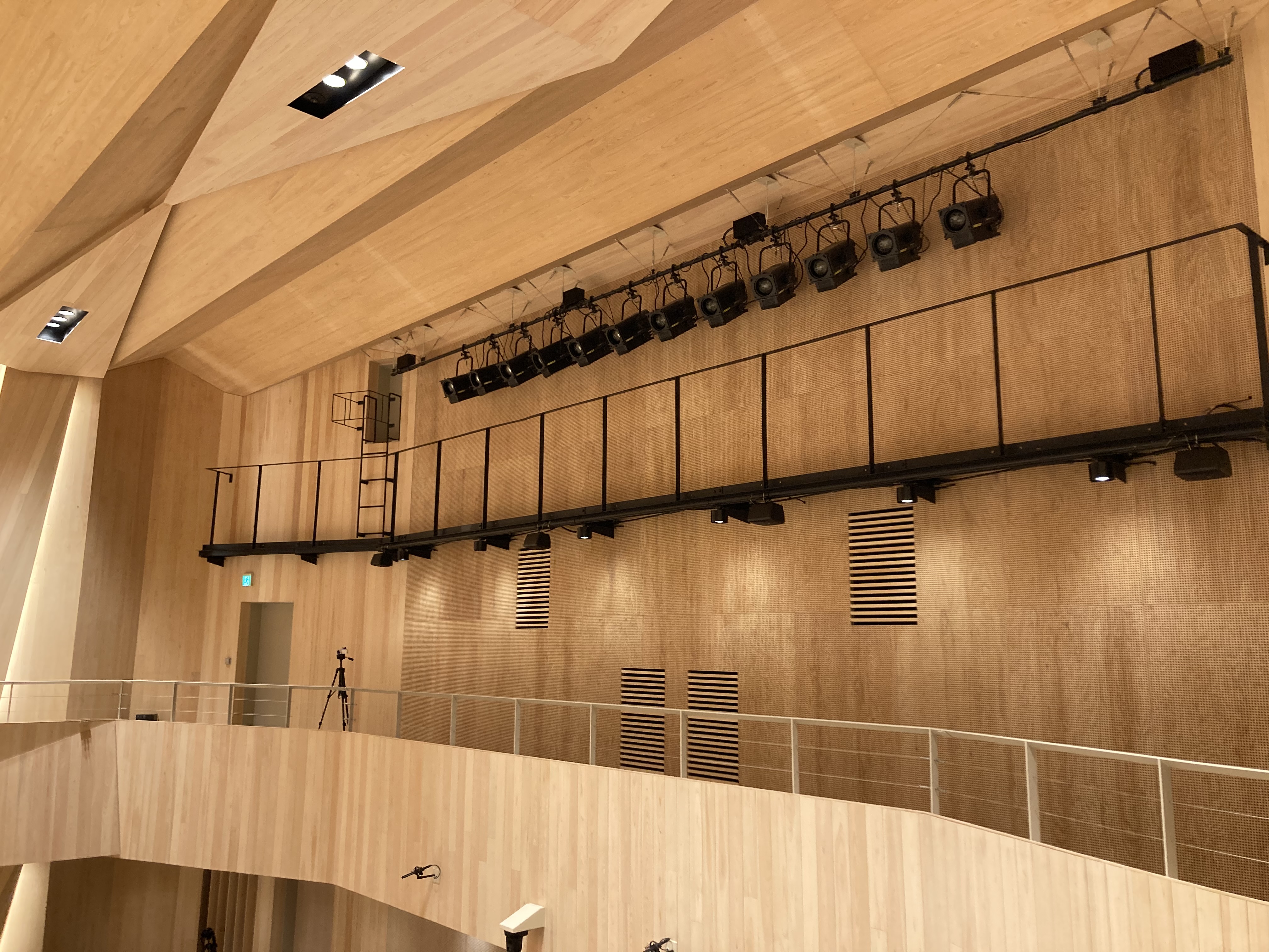 TOHO GAKUEN MUNETSUGU HALL