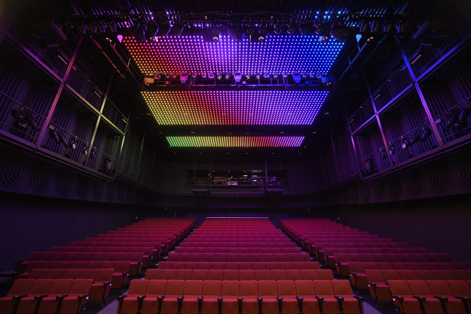 オルタナティブシアター