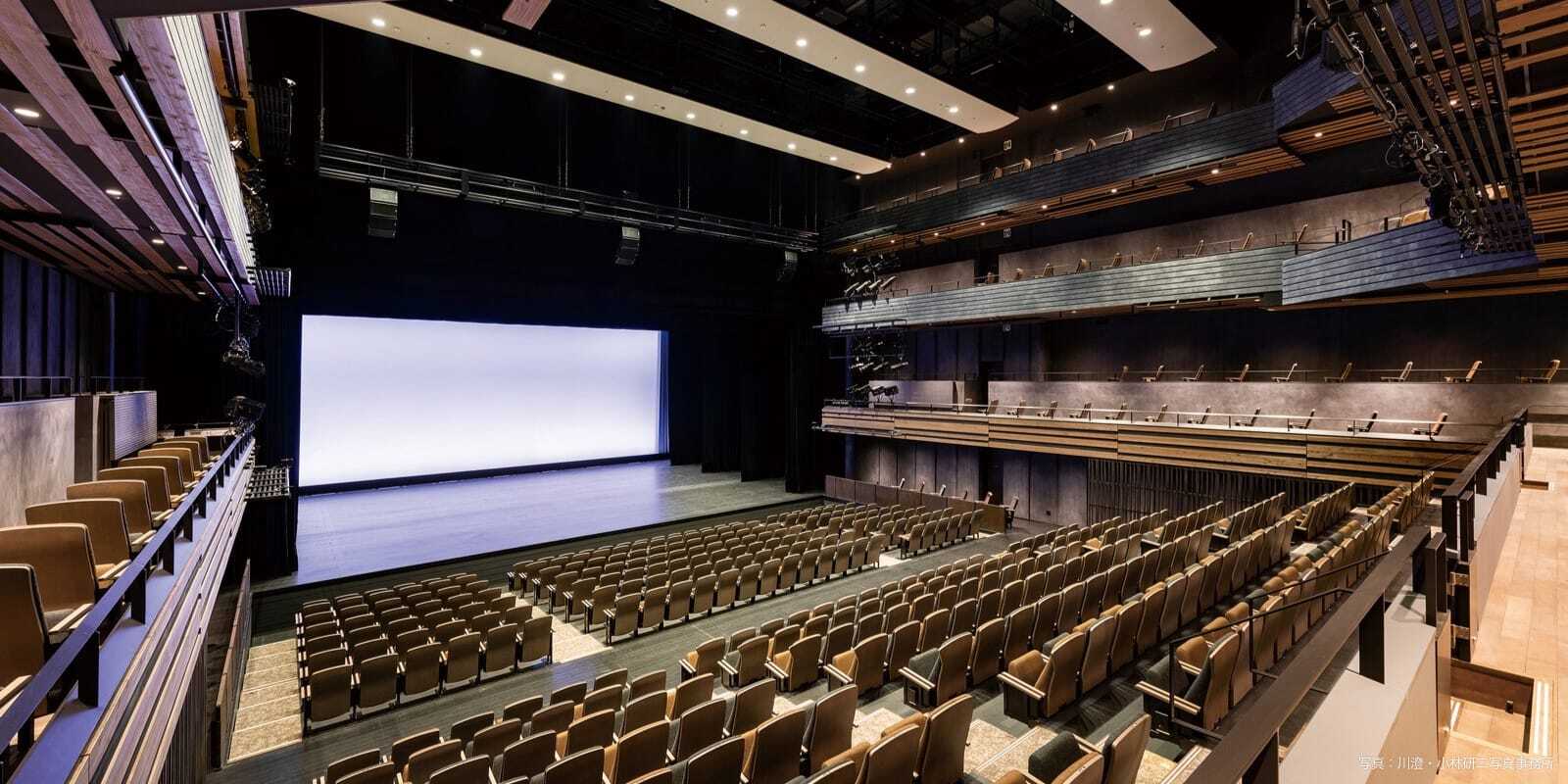 富山市芸術文化ホール オーバード・ホール／中ホール